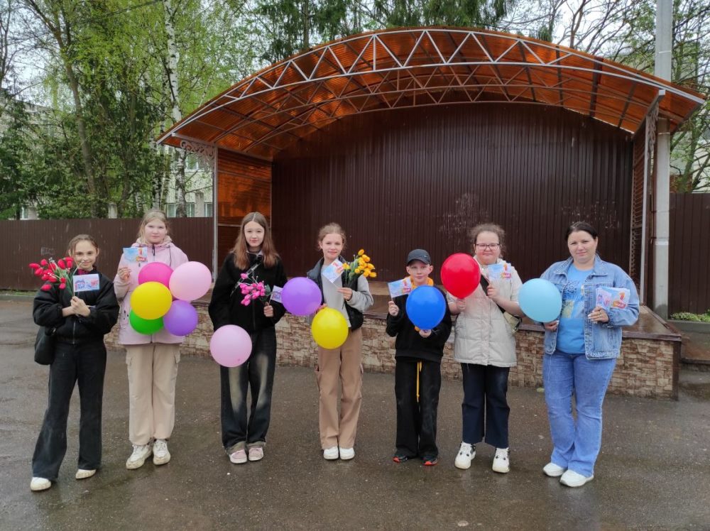 Акция «Здравствуй праздник, Первомай!».