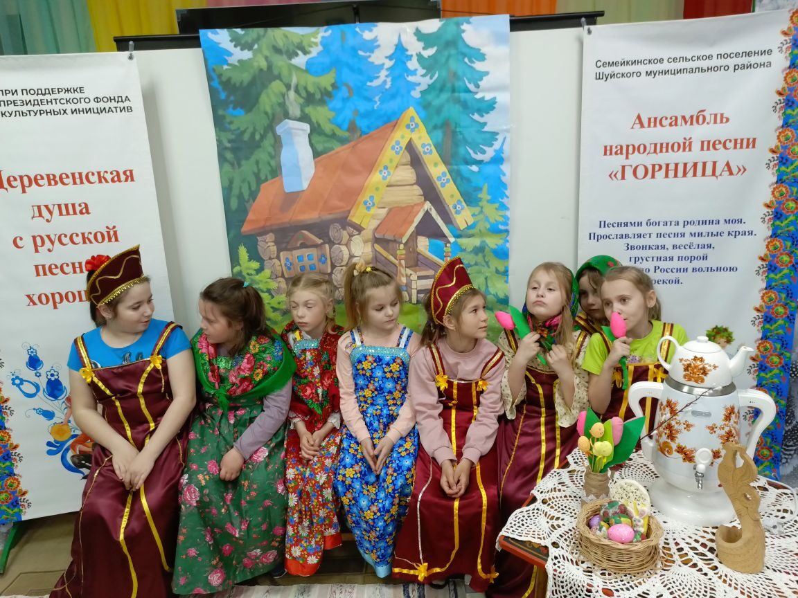 «Деревенская душа с русской песней хороша!».